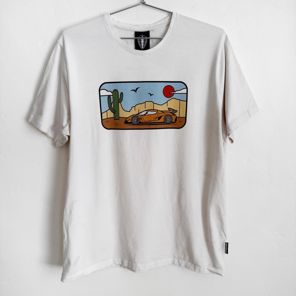 Koenigsegg Desert Scene Graphic Tee White T-Shirt Men's Size L Supercar